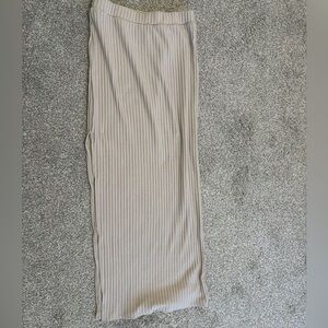 Princess Polly Beige Fitted‎ Ribbed Maxi Skirt Size 2